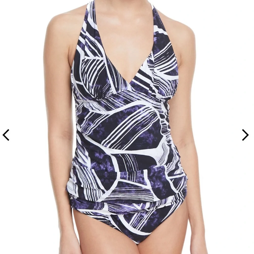 LA BLANCA Bali Hai Printed Tankini Swim Top